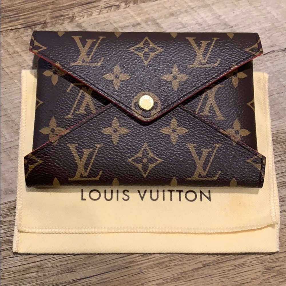 ❌SOLD❌ Louis Vuitton Kirigami medium